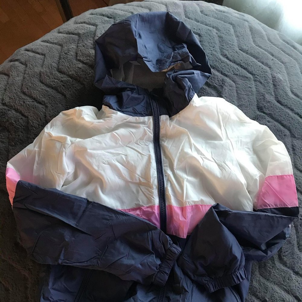 GARAGE • COLOUR BLOCKED WINDBREAKER